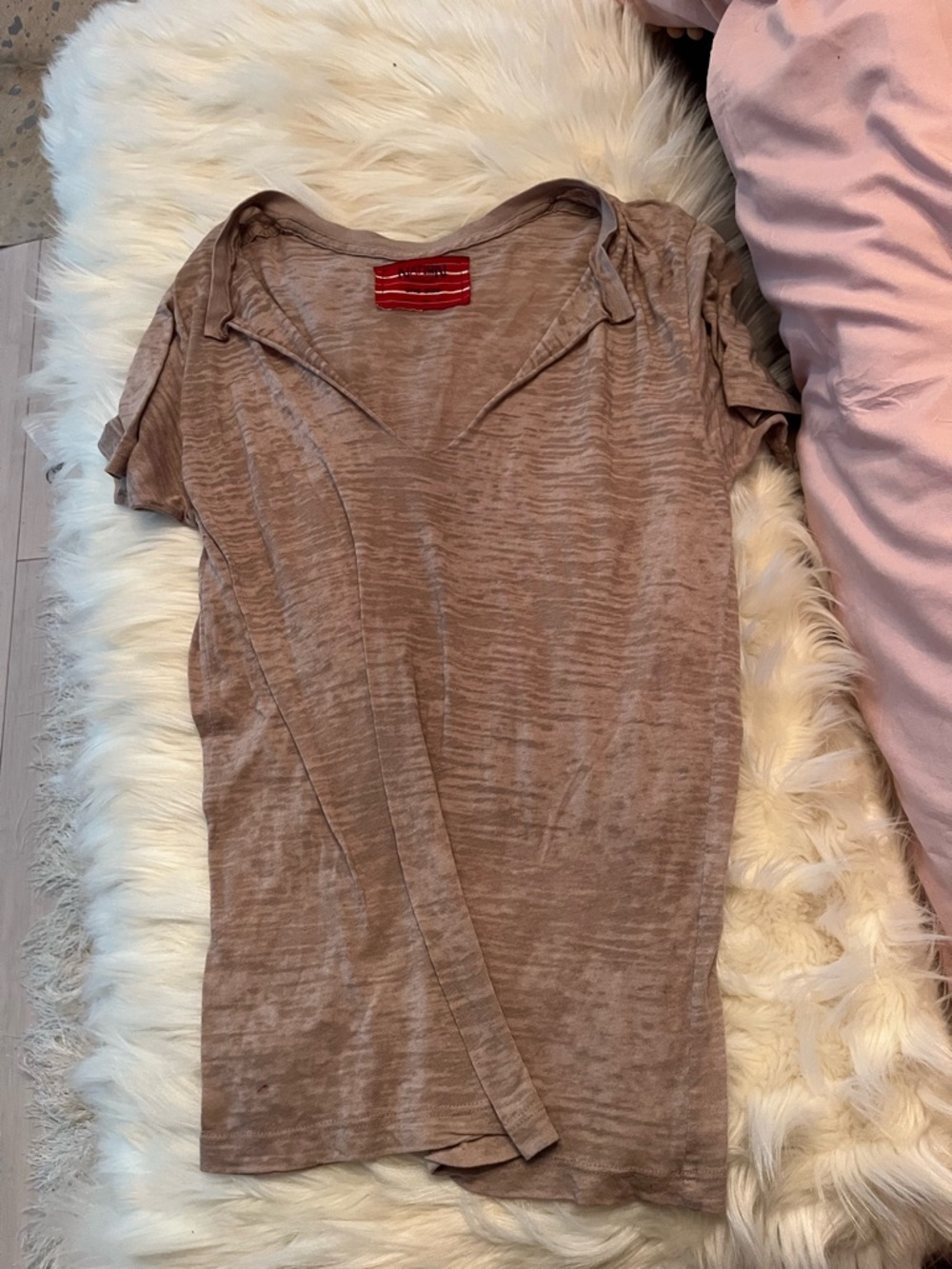 Women's Short Sleeve V-Neck Top - Taupe